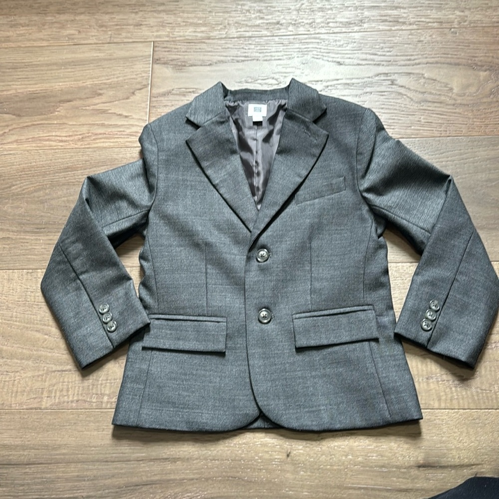 Janie & Jack charcoal, gray button-down blazer size 6EUC. Perfect for holiday